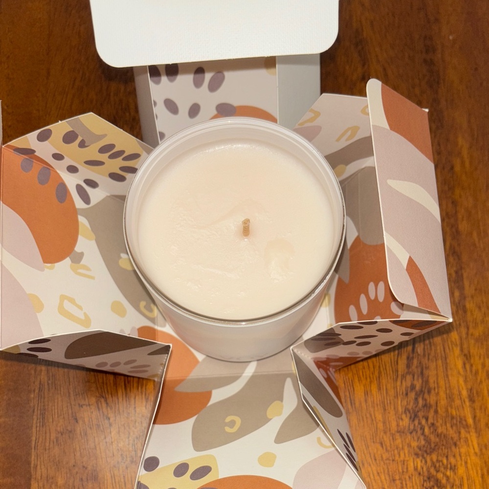 Voy Seville Orange & Pink Peppercorn Candle NIB - Picture 4 of 4